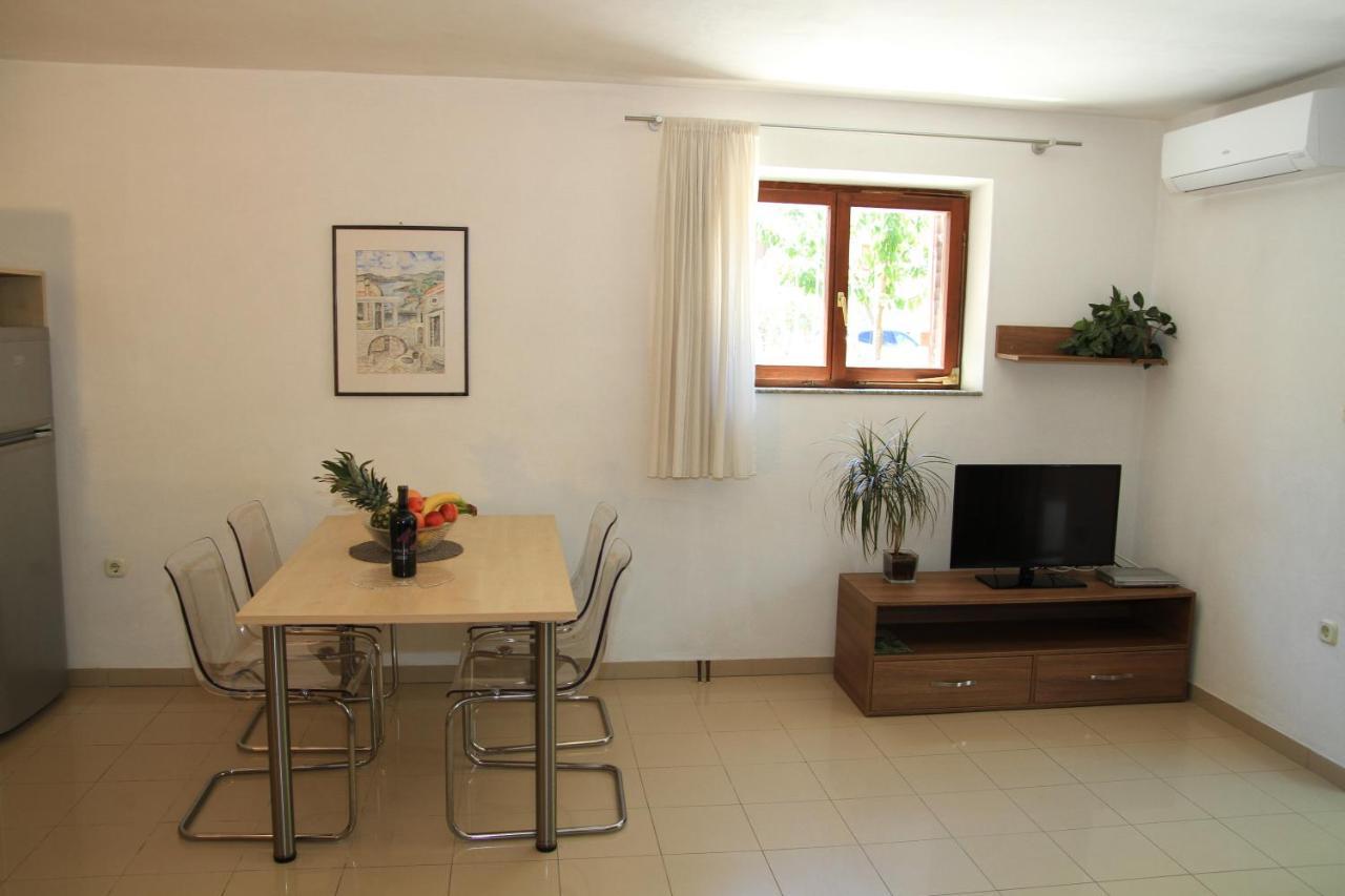 Apartment Holiday Rokov Zadar