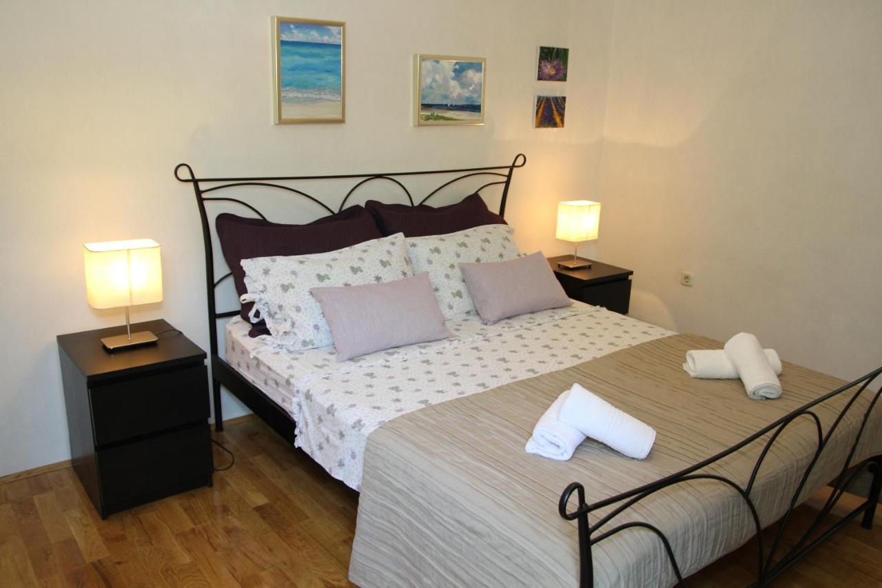 Holiday Rokov Apartment *